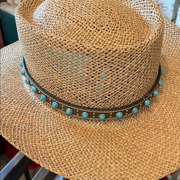 Woven Straw Western Hat with Turquoise Studded Leather Band - Picture 3 of 7